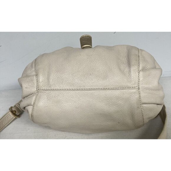 Michael Kors Cream Leather Drawstring Shoulder Bag With Gold Accents - Picture 8 of 14